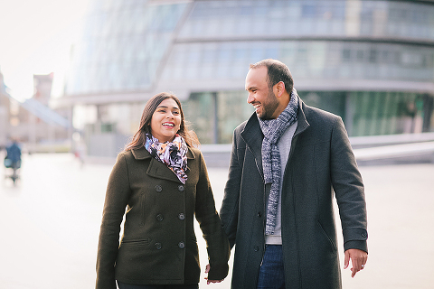 winter London outdoor couples Valentines day photo shoot engagement Westminster Big Ben tower Bridge (27)