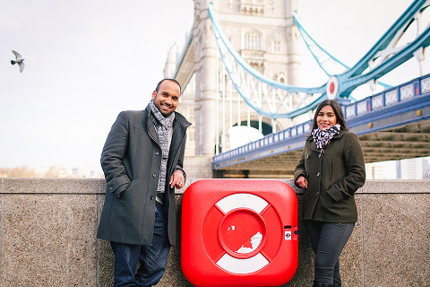 winter London outdoor couples Valentines day photo shoot engagement Westminster Big Ben tower Bridge (32)
