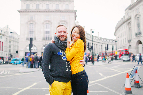valentines day love couples engagement photo shoot London balloons piccadilly westminster big ben spring park yellow (1)