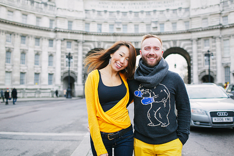 valentines day love couples engagement photo shoot London balloons piccadilly westminster big ben spring park yellow (20)