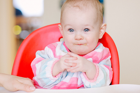 baby girl first birthday family photo shoot indoor London (15)