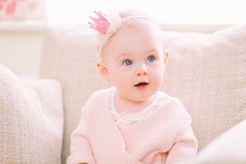 baby girl first birthday family photo shoot indoor London (2)