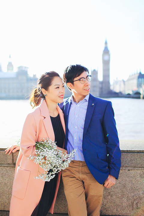 engagement couples pre wedding love story London spring photo shoot westminster big ben st james park piccadilly trafalgar square (4)