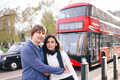 couples engagement outdoor London westminster big ben photo shoot (26)