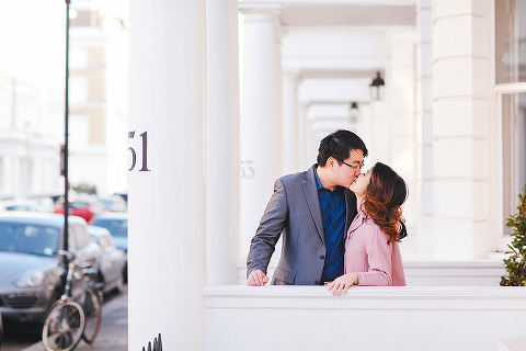 south kensington london spring magnolia natural history museum notting hill engagement pre wedding couples photo shoot (11)