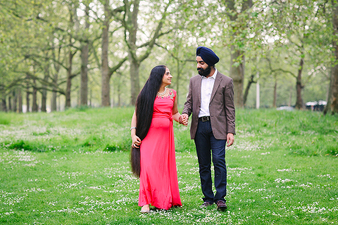 pregnancy spring couples photo shoot London st james park westminster big ben