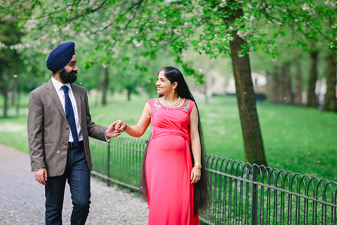 pregnancy spring couples photo shoot London st james park westminster big ben (12)
