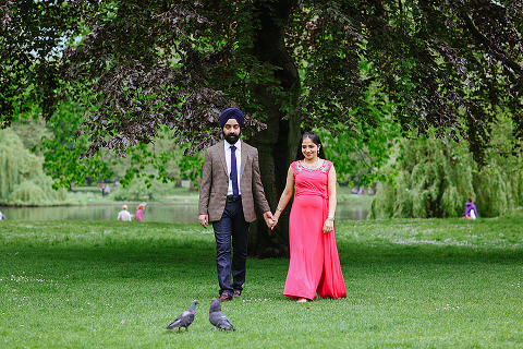 pregnancy spring couples photo shoot London st james park westminster big ben (4)