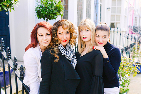 friends girls party outdoor London photo shoot chelsea kings road portrait spring (10)