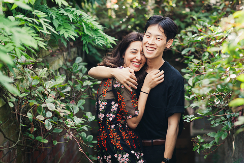 Hampstead Pergola and Hill Gardens hampstead heath park London engagement love couples shoot summer boho pre wedding (17)