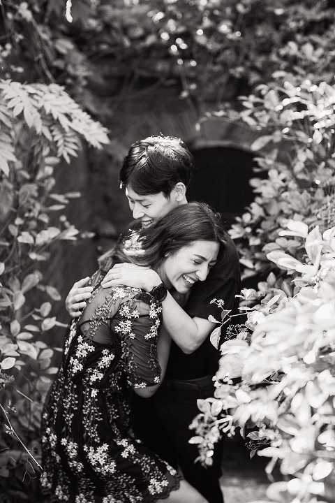 Hampstead Pergola and Hill Gardens hampstead heath park London engagement love couples shoot summer boho pre wedding (18)