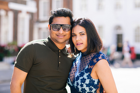 couples anniversary engagement london photo shoot westminster notting hill love summer (14)
