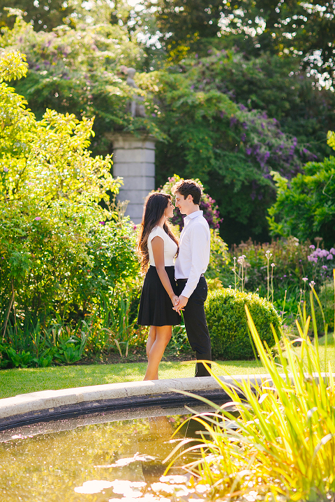 couples-engagement-pre-wedding-photo-shoot-london-regents-park-summer-sunset-18
