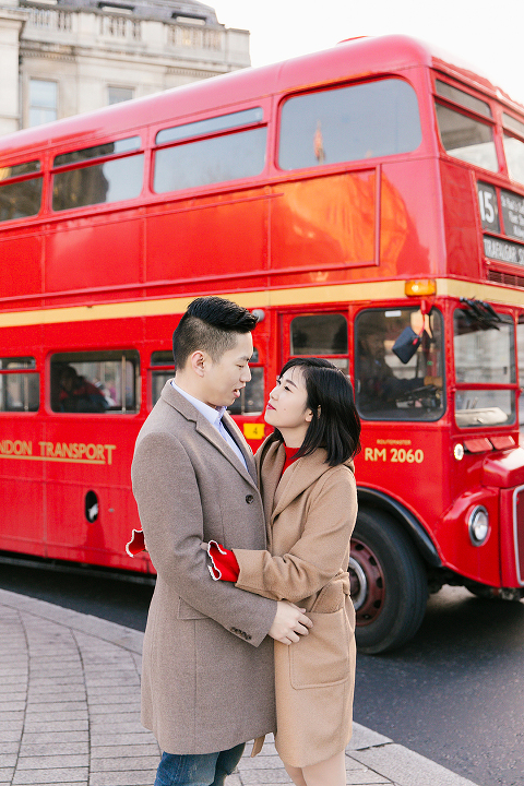 love couples pre wedding engagement photo shoot photographer London Mayfair Piccadilly Trafalgar square Westminster Big Ben London eye winter christmas (20)