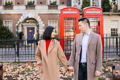 love couples pre wedding engagement photo shoot photographer London Mayfair Piccadilly Trafalgar square Westminster Big Ben London eye winter christmas (9)