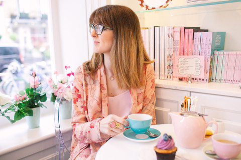 fashion street style blogger photo shoot summer chelsea peggy porschen belgravia little vintage star