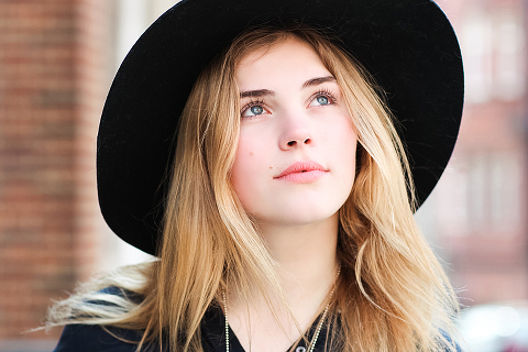 portrait spring photo shoot london cherry blossom pink kensington notting hill street style fashion (25)