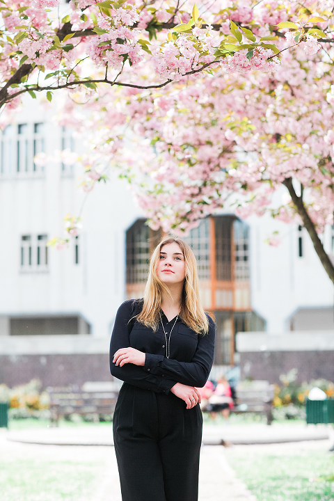 portrait spring photo shoot london cherry blossom pink kensington notting hill street style fashion (5)