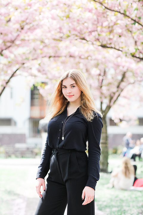 portrait spring photo shoot london cherry blossom pink kensington notting hill street style fashion (7)