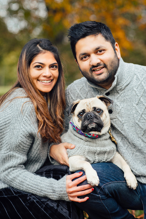family couple pet dog pug autumn London Hyde park Kensington gardens photo shoot fall (22)
