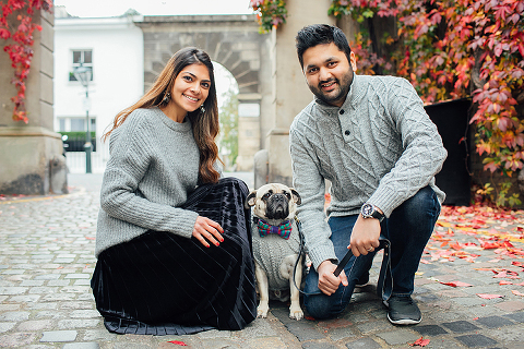 family couple pet dog pug autumn London Hyde park Kensington gardens photo shoot fall (7)