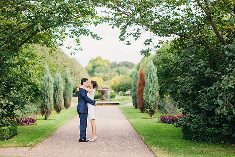 couples photo shoot engagement photographer London Tower Bridge Regents park summer (14)