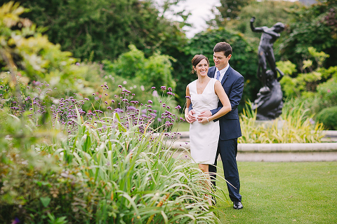 couples photo shoot engagement photographer London Tower Bridge Regents park summer (42)