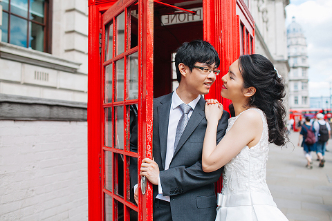 pre wedding photo shoot in London engagement couple summer westminster big ben (21)