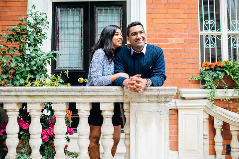 south kensington london couples engagement pre wedding proposal autumn photo shoot big ben westminster bridge tower evening (9)