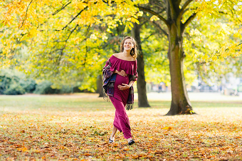 pregnancy maternity autumn fall photo shoot London Kensington Hyde park (21)