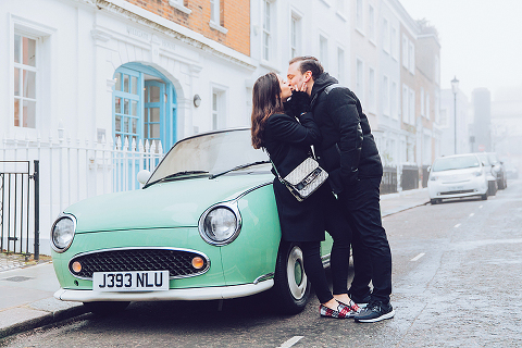 winter christmas couples engagement photo shoot London notting hill fog (4)