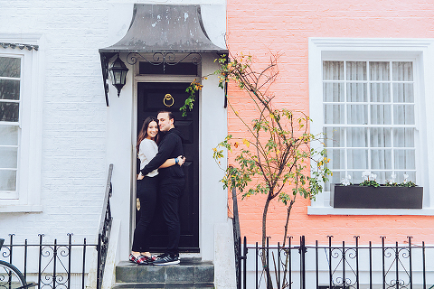 winter christmas couples engagement photo shoot London notting hill fog (7)