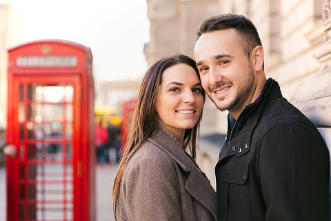 couples photo shoot in London Westminster Big Ben spring engagement photographer (27)