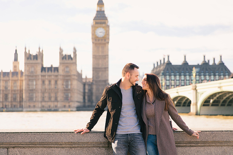 couples photo shoot in London Westminster Big Ben spring engagement photographer (6)