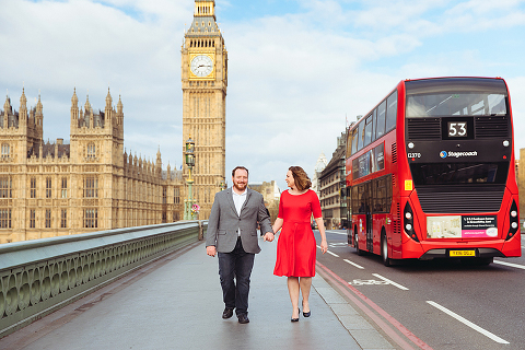 couple love story anniversary photo shoot London Westminster Bridge Red telephone box Big Ben (4)