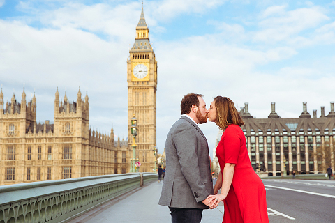 couple love story anniversary photo shoot London Westminster Bridge Red telephone box Big Ben (6)