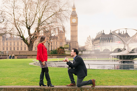 proposal engagement couples pre wedding photo shoot London Westminster Tower Bridge