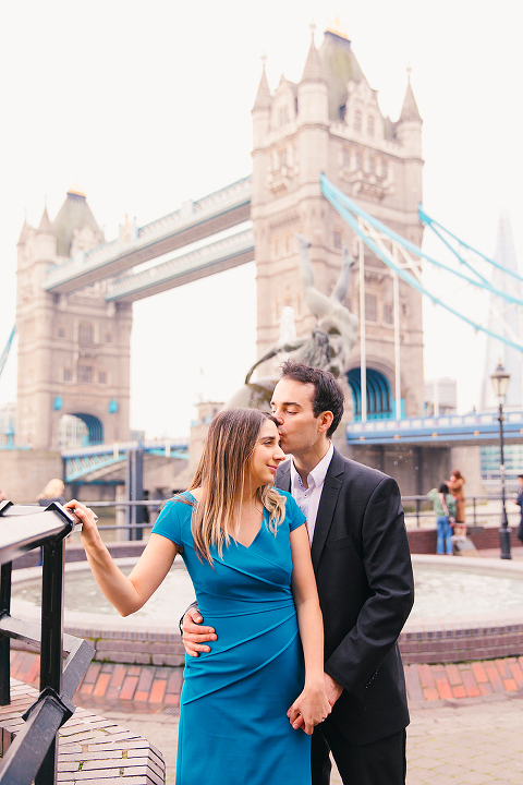 proposal engagement couples pre wedding photo shoot London Westminster Tower Bridge (40)
