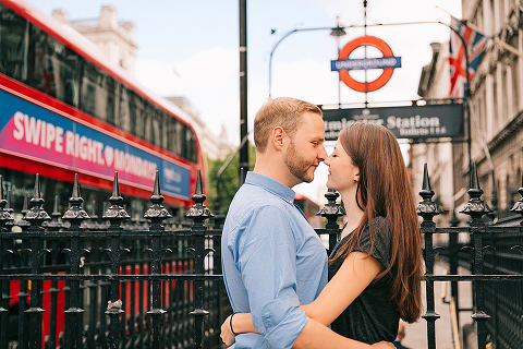 couples engagement pre wedding london outdoor summer photo shoot love story photographer westminster big ben (11)