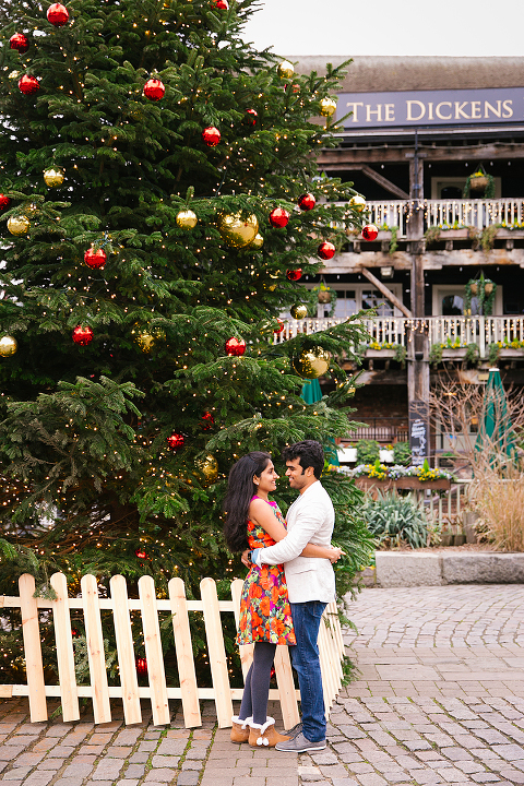 london christmas winter couples photo shoot engagement pre wedding photographer tower bridge (23)