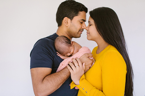baby newborn family photographer lifestyle indoor photoshoot london reading uk (2)