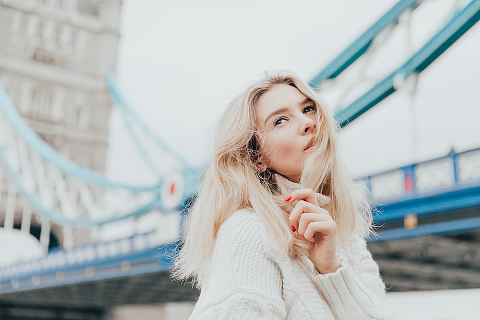fashion street style photographer photo shoot london tower bridge portrait outdoor spring (30)