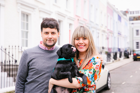 couples engagement pre wedding photo shoot london notting hill pet black pug (10)