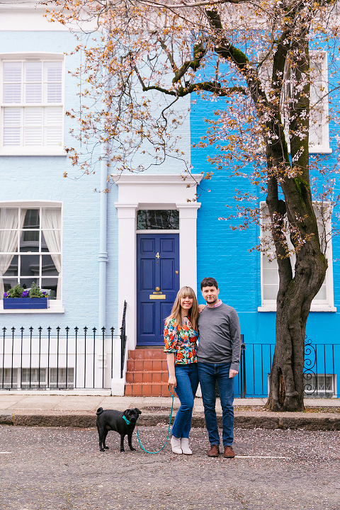 couples engagement pre wedding photo shoot london notting hill pet black pug (16)