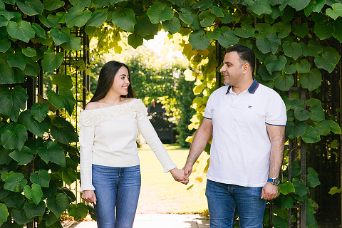 engagement photography in london regent's park couples shoot summer (18)