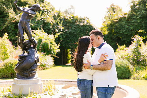 engagement photography in london regent's park couples shoot summer (22)