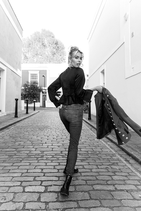 street style photographer london model kentish town outdoor photo shoot (17)