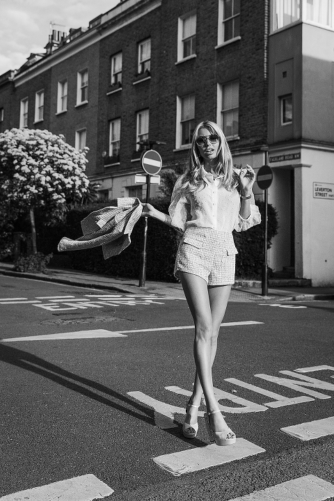 street style photographer london model kentish town outdoor photo shoot (8)