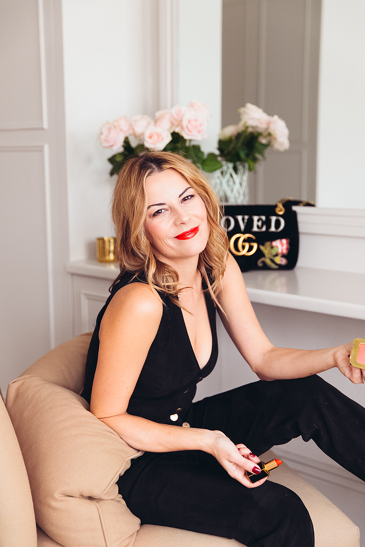 Ladies of London's Juliet Angus Home Tour Margarita Karenko Photography(01)